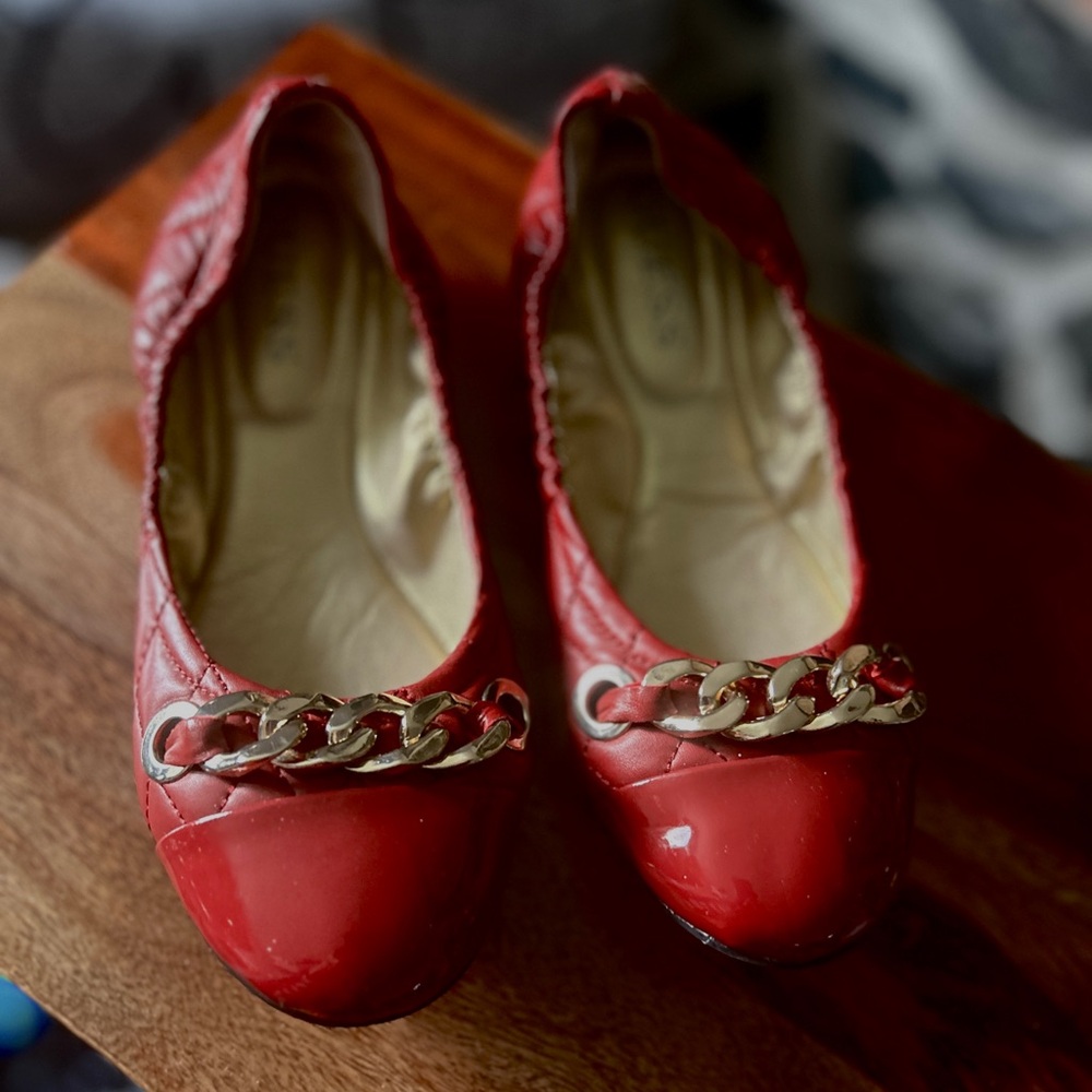 GUESS Fetoni Quilted Leather Ballet Flats – Red, Size 8